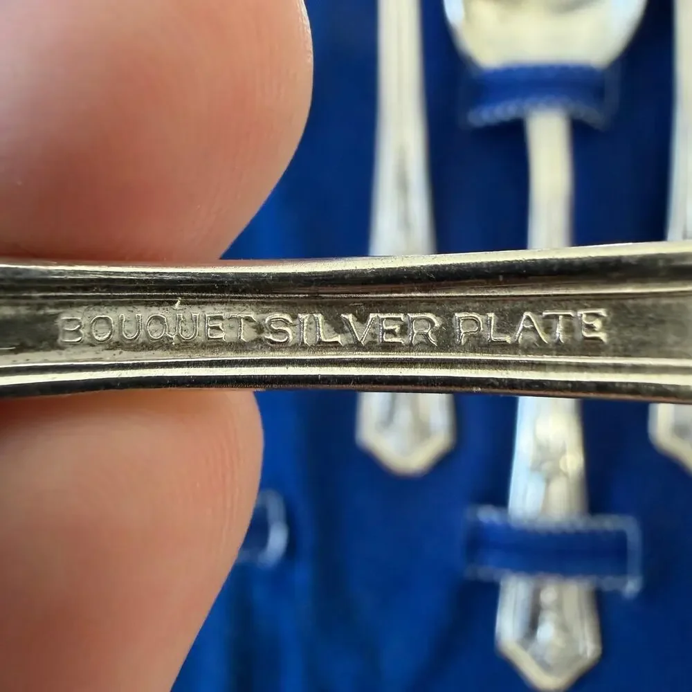 Vintage Silver Plated  Silverware Cutlery Flatware Set Bouquet Pattern- 26 Piece